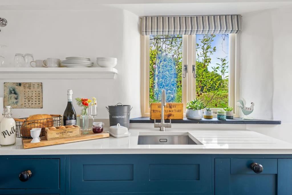 Luxury Self-Contained Cottage For Two With Hot Tub Staverton  Exterior photo